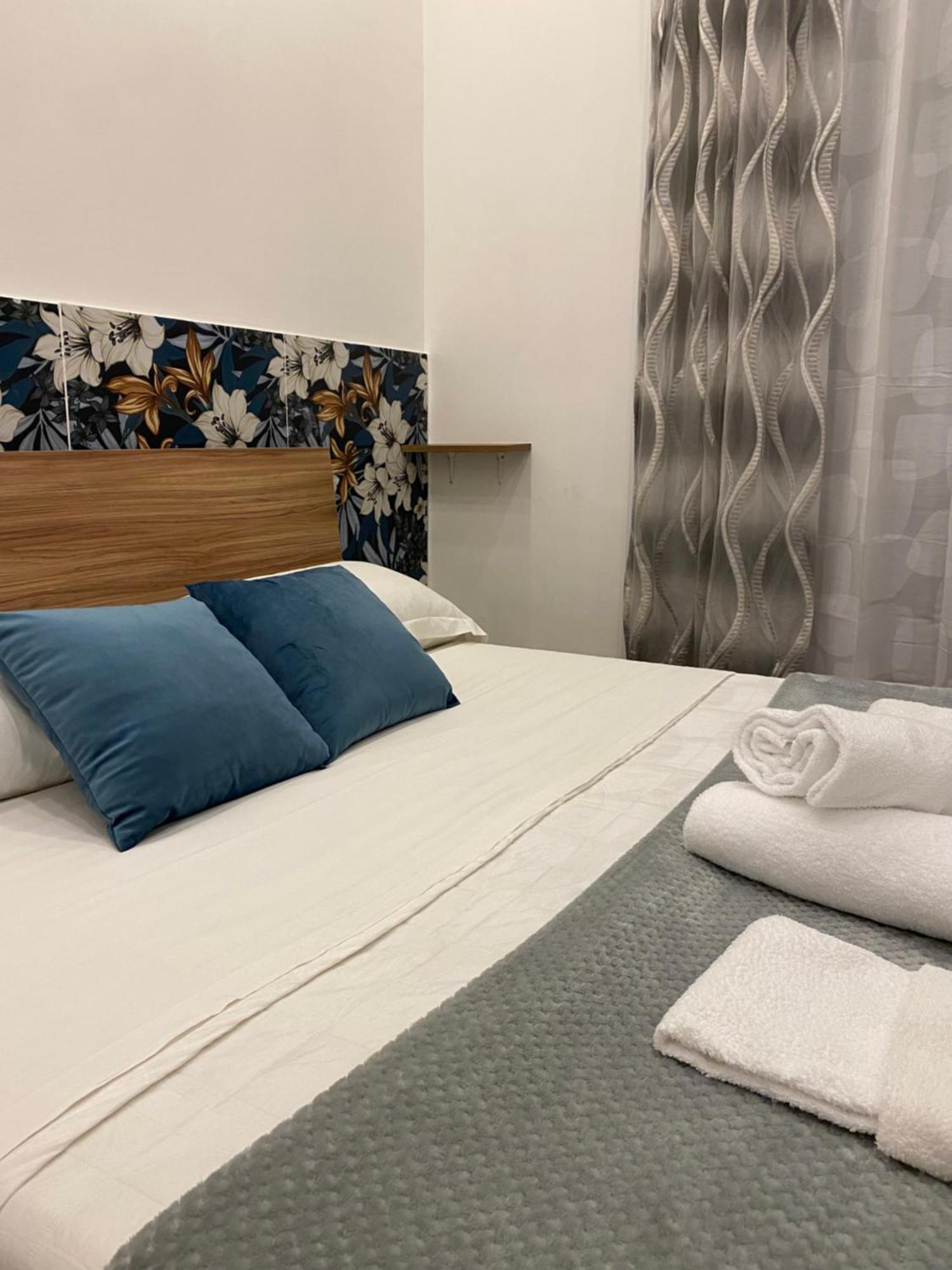 Pippo'S Suite Napoli Dış mekan fotoğraf
